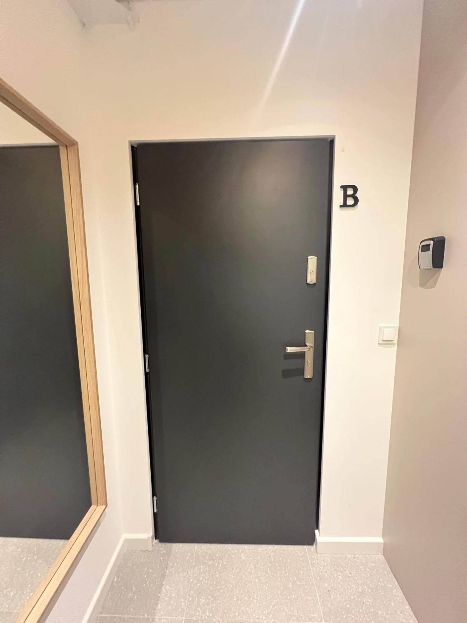 Mieszkanie Blisko Radomskiego Centrum Onkologii エクステリア 写真